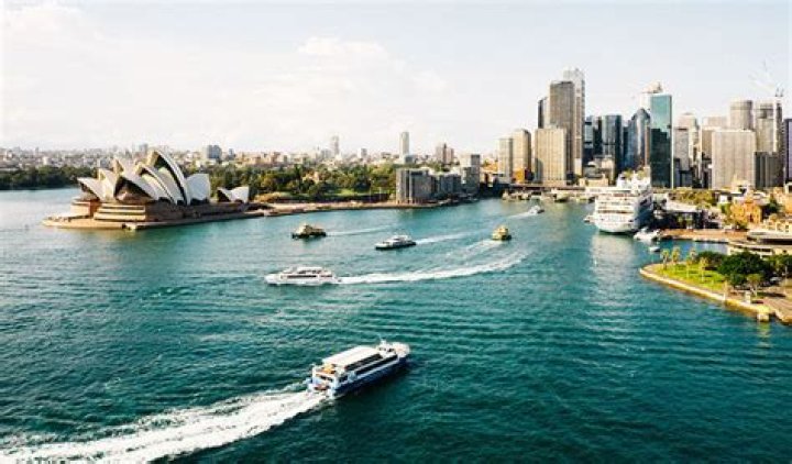 7 Best Places to Study Abroad in Australia