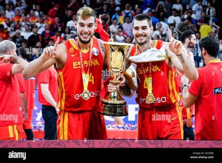 Juan Hernangómez contract, stats, age, height, brother, family, movie