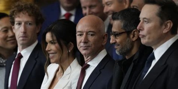 Manhattan raked in $2.6B in sales last week with Billionaires' Row condos on top