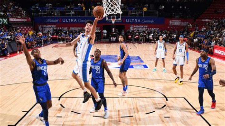 What does a centre do in the game of basketball? Understanding the role of the big man