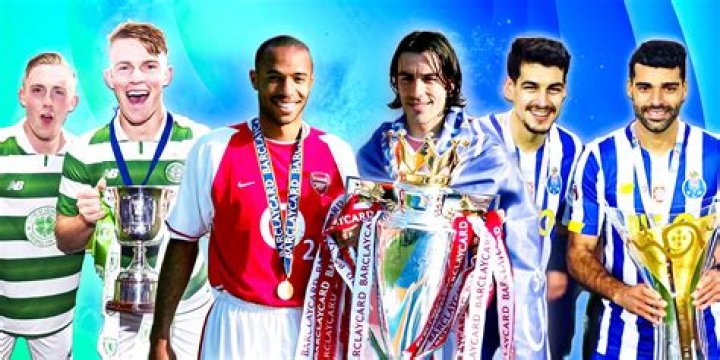 Which team holds the record for the longest unbeaten run in football history?