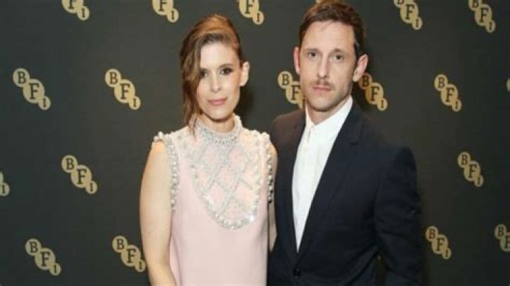 Who is Keith Tkachuk? Bio, age, wife (Chantal Oster), net worth, career, height